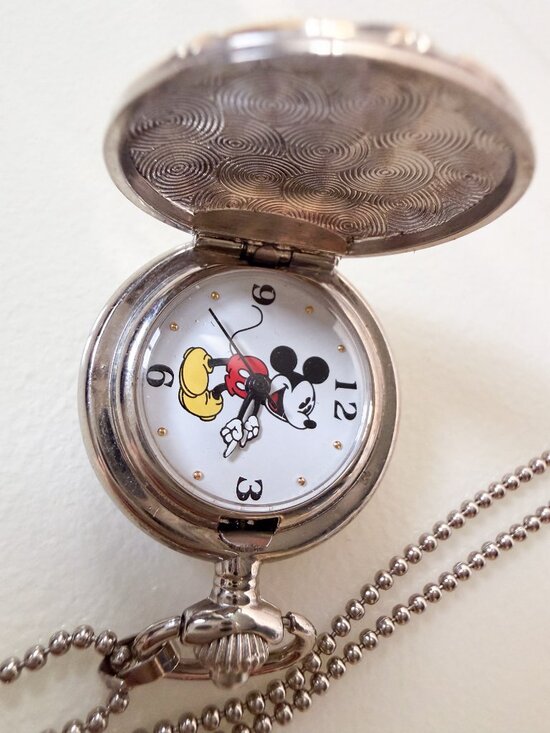 KREMENTZ Disney MICKEY MOUSE Quartz Pocket Watch - RARE and CLEAN! COLLECTIBLE